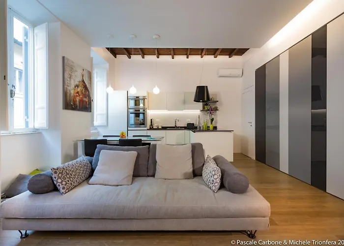 Chic, Stylish And Quiet At The Spanish Steps Apartament